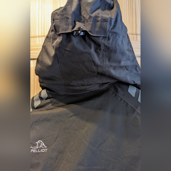 Men's Pelliot Ski Jacket - Picture 6 of 6